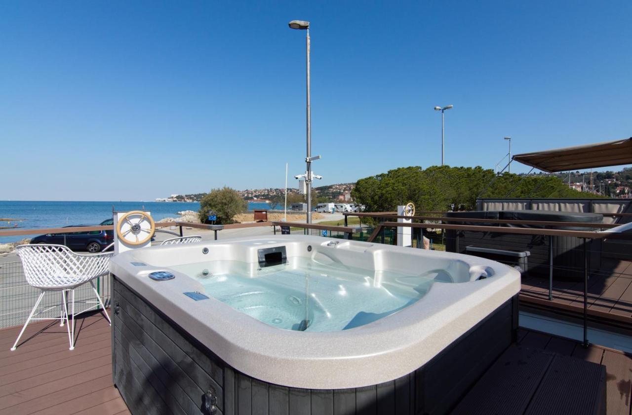 Eldamar Floating House Portoroz Apartment Bagian luar foto