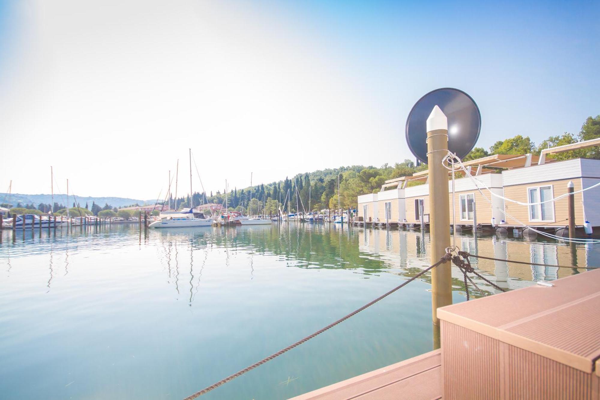 Eldamar Floating House Portoroz Apartment Bagian luar foto